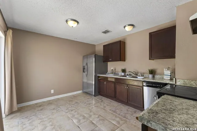 2514 French Sea Dr Kirby, TX 78219