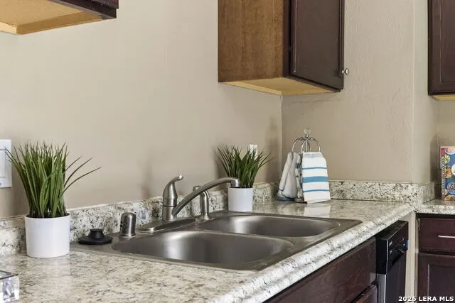 2514 French Sea Dr Kirby, TX 78219
