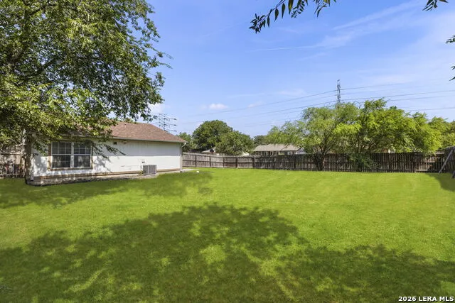 2514 French Sea Dr Kirby, TX 78219