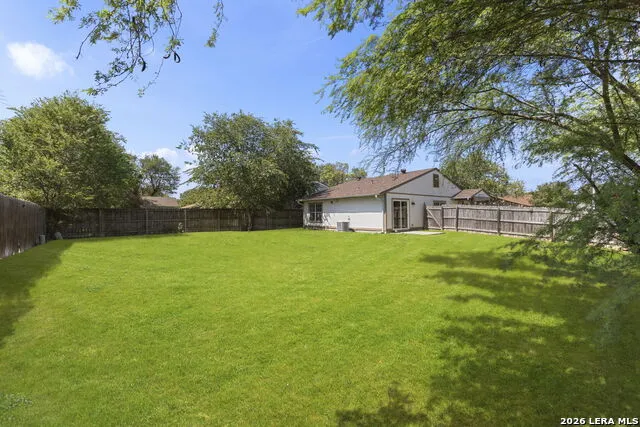 2514 French Sea Dr Kirby, TX 78219