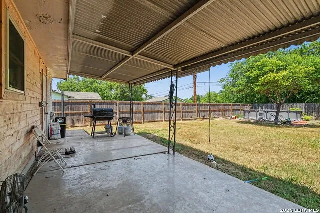3210 Kirby Dr Kirby, TX 78219