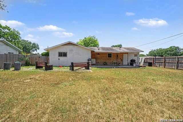 3210 Kirby Dr Kirby, TX 78219