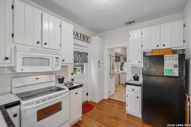 816 Wheless Ave Kerrville, TX 78028