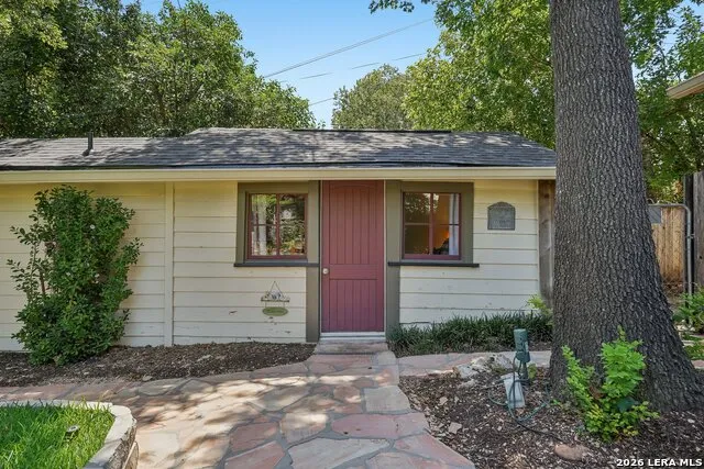 816 Wheless Ave Kerrville, TX 78028