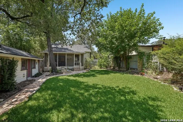 816 Wheless Ave Kerrville, TX 78028