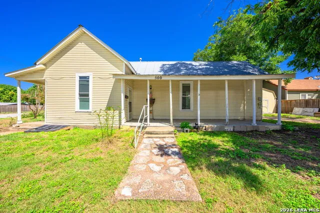 500 Robinson Ave Kerrville, TX 78028
