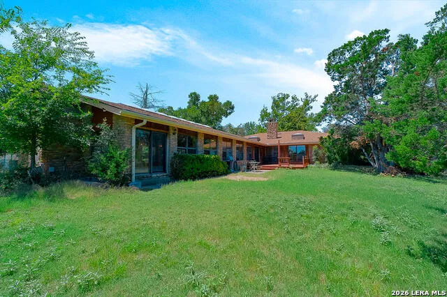 104 BRAEBURN CIR Kerrville, TX 78028
