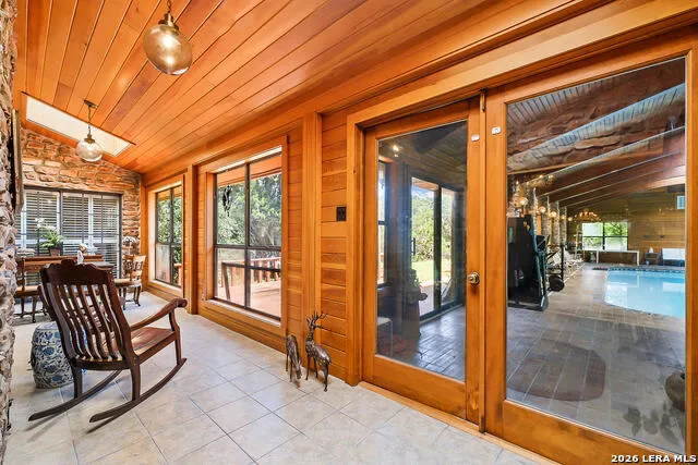 104 BRAEBURN CIR Kerrville, TX 78028