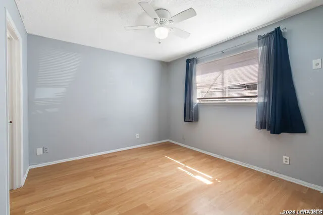 5111 Red Hawk San Antonio, TX 78242