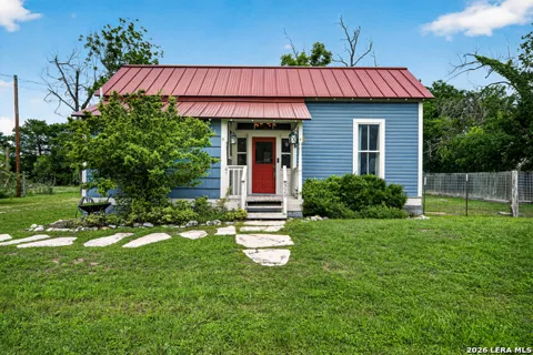 320 SECOND ST
