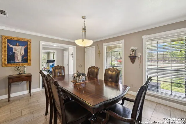 450 Georg Oaks Bulverde, TX 78163