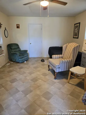 464 Cr 613 Skidmore, TX 78389
