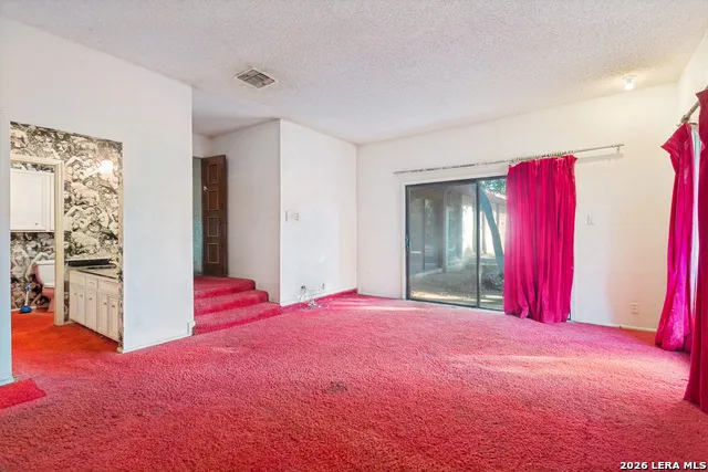 30725 ONION CRK Bulverde, TX 78163