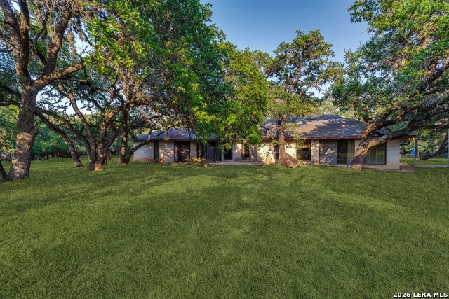 30725 ONION CRK Bulverde, TX 78163