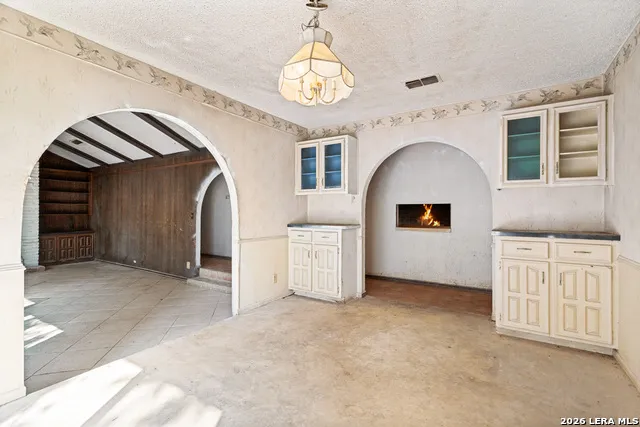 30725 ONION CRK Bulverde, TX 78163