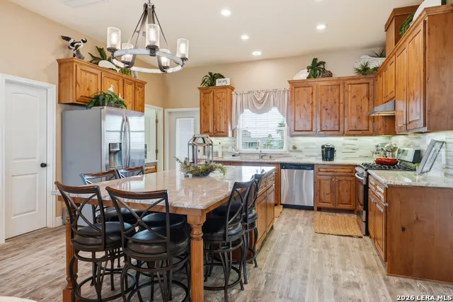 304 Bayview Dr City By The Sea, TX 78336