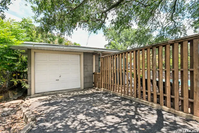 825 WILTSHIRE AVE Terrell Hills, TX 78209