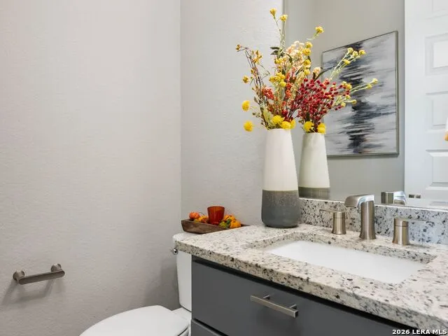8134 Vanity Hill San Antonio, TX 78256