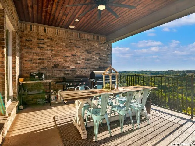 8134 Vanity Hill San Antonio, TX 78256