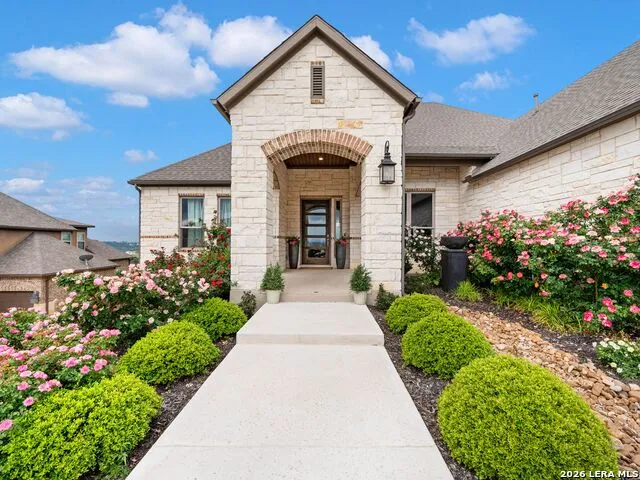 8134 Vanity Hill San Antonio, TX 78256