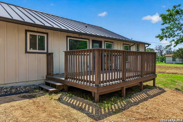 502 Waltom Ave Jourdanton, TX 78026