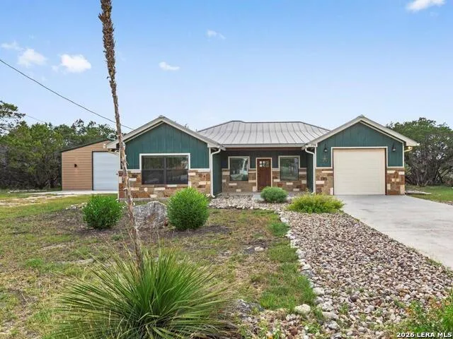 774 Mockingbird Cv Spring Branch, TX 78070