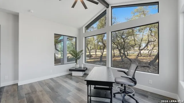2587 Falling Oak Blanco, TX 78606