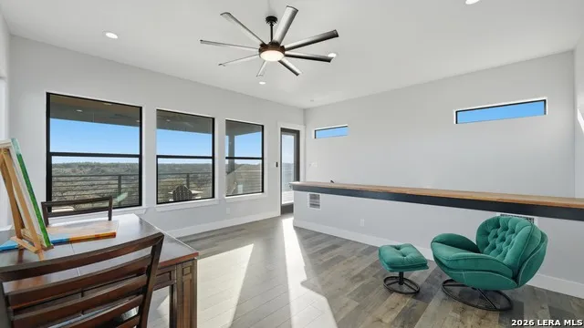 2587 Falling Oak Blanco, TX 78606
