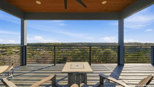 2587 Falling Oak Blanco, TX 78606
