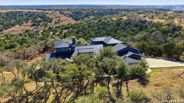 2587 Falling Oak Blanco, TX 78606