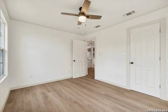 713 Lamar Kerrville, TX 78028