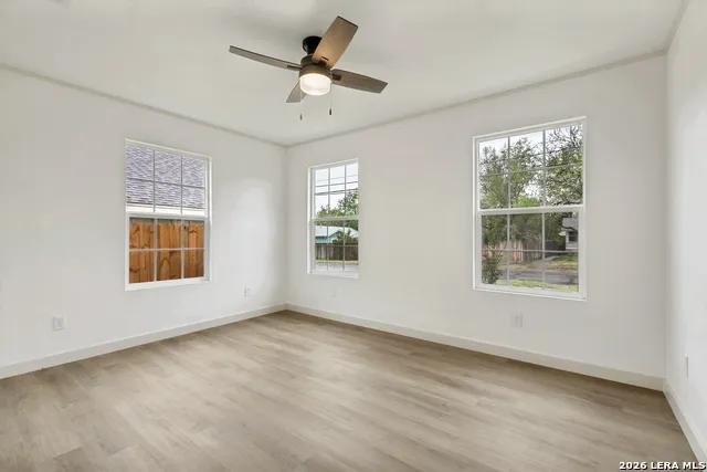 713 Lamar Kerrville, TX 78028