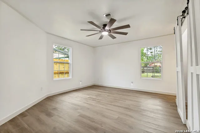 713 Lamar Kerrville, TX 78028