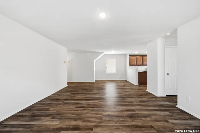 6322 Sycamore Run San Antonio, TX 78219