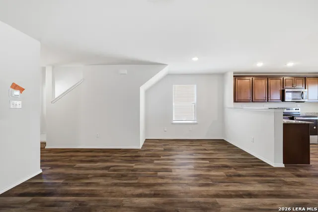 6322 Sycamore Run San Antonio, TX 78219