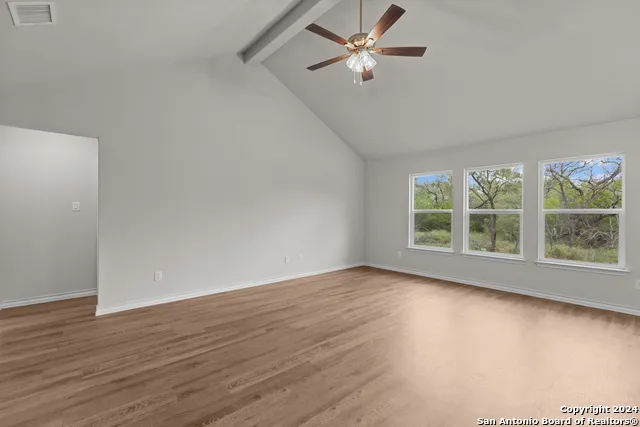 117 Sylas Hayes Loop Pleasanton, TX 78064
