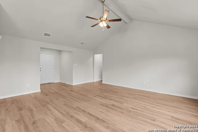 117 Sylas Hayes Loop Pleasanton, TX 78064