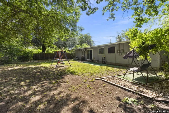 143 Surfrider St San Antonio, TX 78242