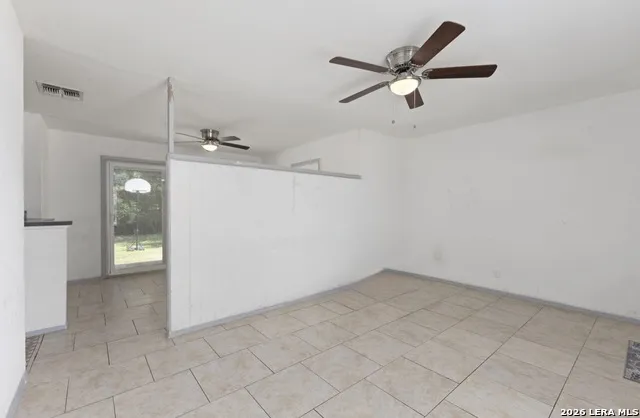 143 Surfrider St San Antonio, TX 78242