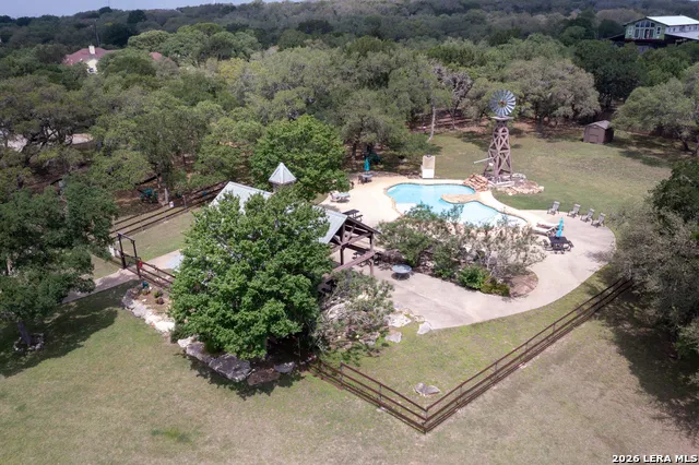 1071 Glenwood Bulverde, TX 78163