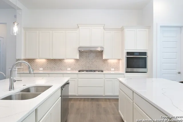 524 Cotorra Springs Cibolo, TX 78108