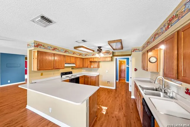 119 VILLAGE PATH Castroville, TX 78009