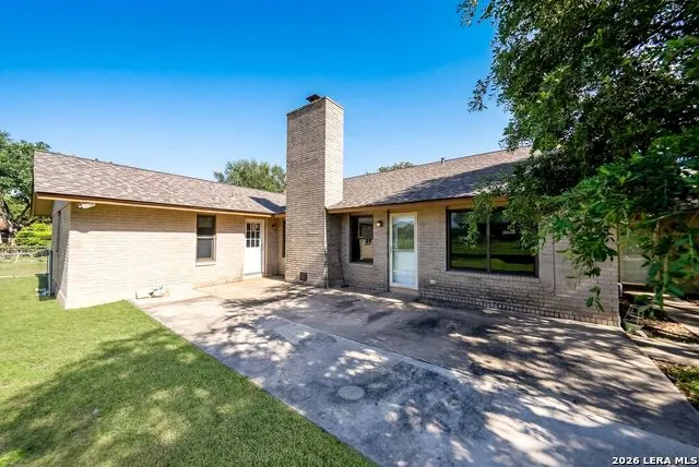 119 VILLAGE PATH Castroville, TX 78009