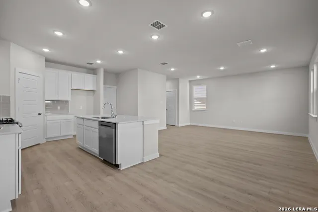 6579 Bufflehead Bend Leon Valley, TX 78238