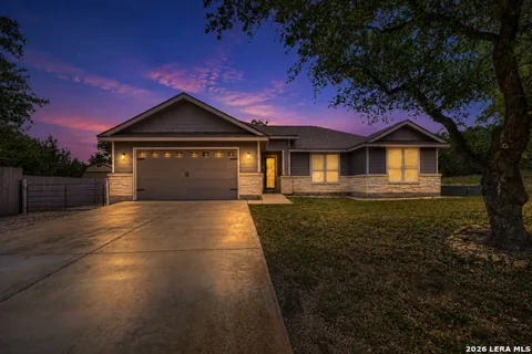 1041 MADRONE RD