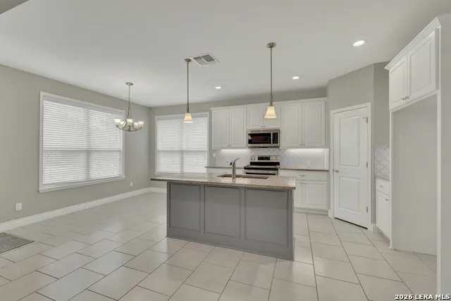 1041 MADRONE RD Fischer, TX 78623