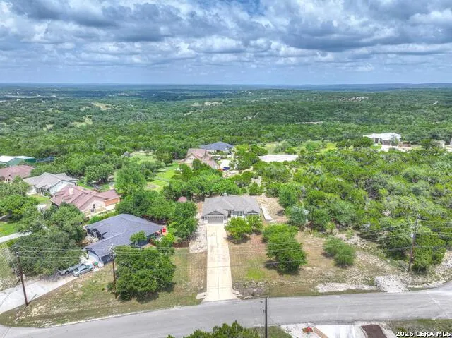 1041 MADRONE RD Fischer, TX 78623