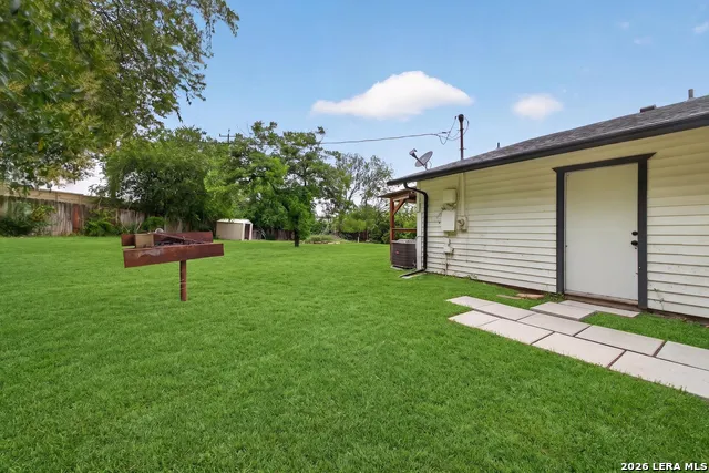 12209 LUCKY OAKS ST Live Oak, TX 78233