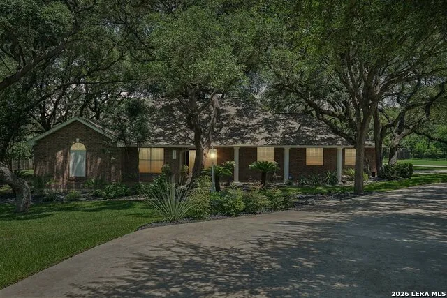 9331 GARDENIA BEND DR Garden Ridge, TX 78266