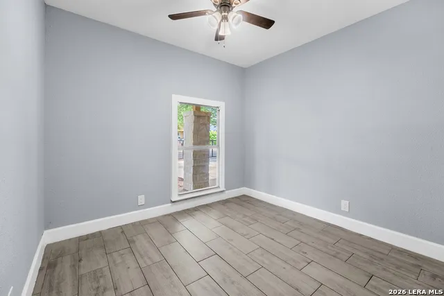 6750 PARADISE OAK DR San Antonio, TX 78227